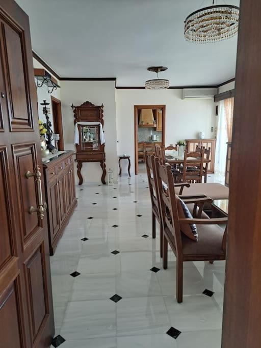 Seaview Flora'S Luxury Apartment-300Meters From The Beach Rétino Exterior foto